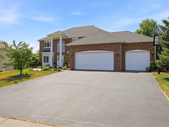 5th image of 6262 Hedgecroft Ave S