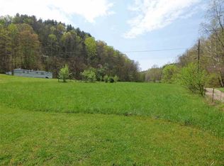 757 Lambert Ln, Greenup, KY 41144