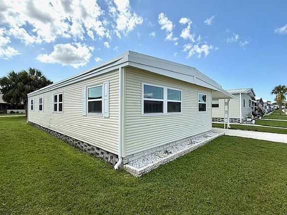3rd image of 1071 Donegan Rd Lot 528