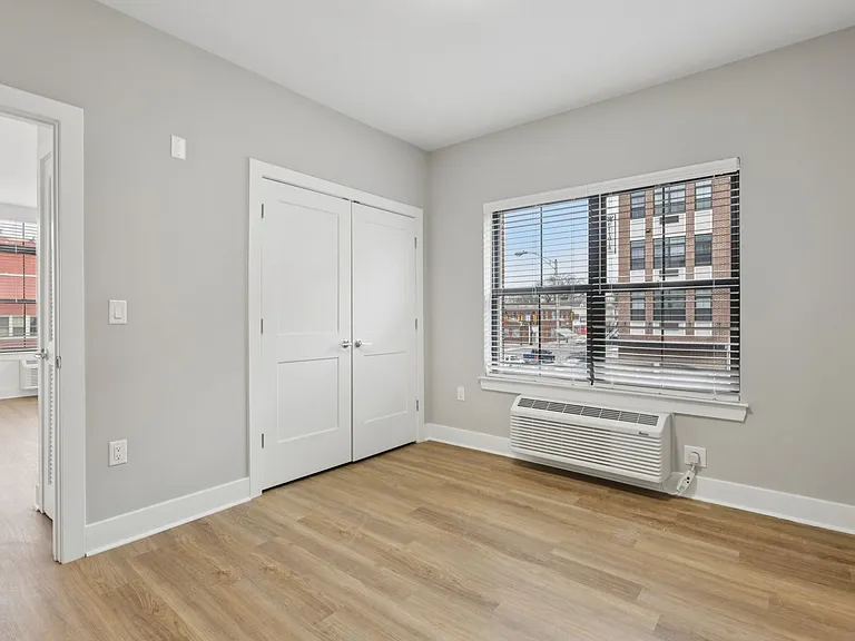Meridia Roselle Park 10 — Photo 39