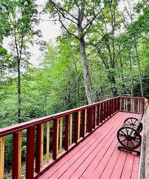 69 Locust Ln — Photo 7