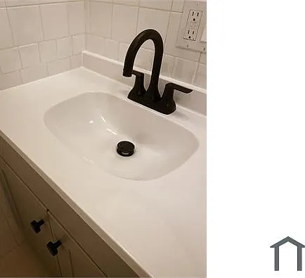 315 E 15th St #315 — Photo 10