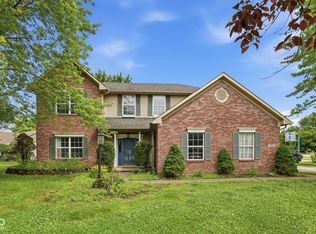 11384 Songbird Ln, Fishers, IN 46038