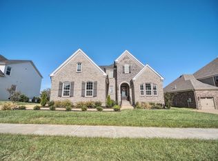 988 Vinings Blvd, Gallatin, TN 37066