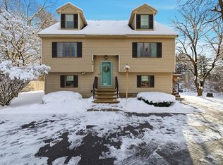 60 Ames St, Methuen, MA 01844