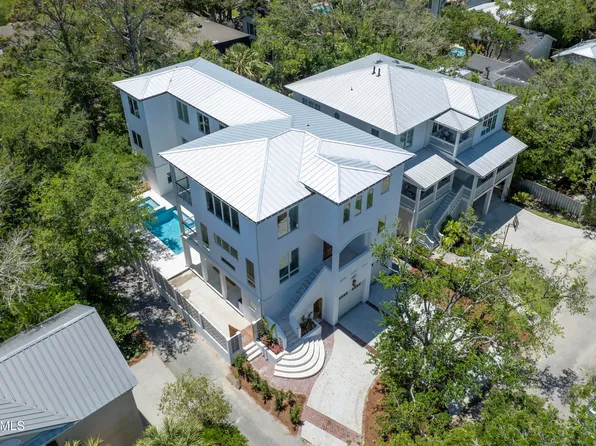 4217 4th St, Saint Simons Island, GA 31522
