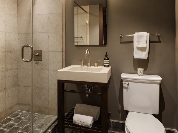 42 Barrow Street image 13 of 24