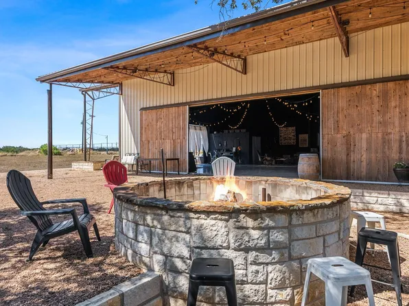 7394 Creek Rd, Dripping Springs, TX 78620