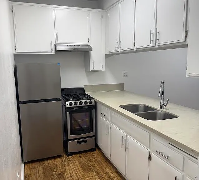 1643 W 257th St #7 — Photo 3