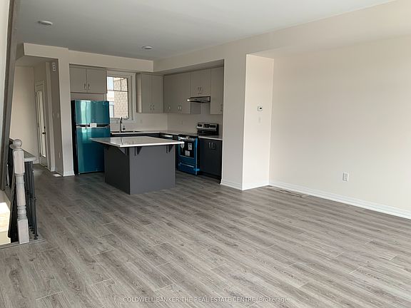 5th image of 94 Ambereen Pl