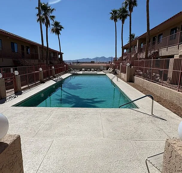 1957 Mesquite Ave #27 — Photo 19