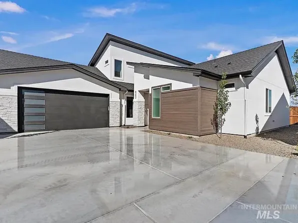 8352 W Meltwater Ln, Eagle, ID 83616