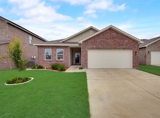 10357 Jameson Ln, Crowley, TX 76036