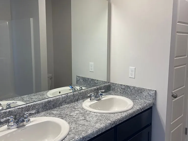 21326 W 215th Pl — Photo 15