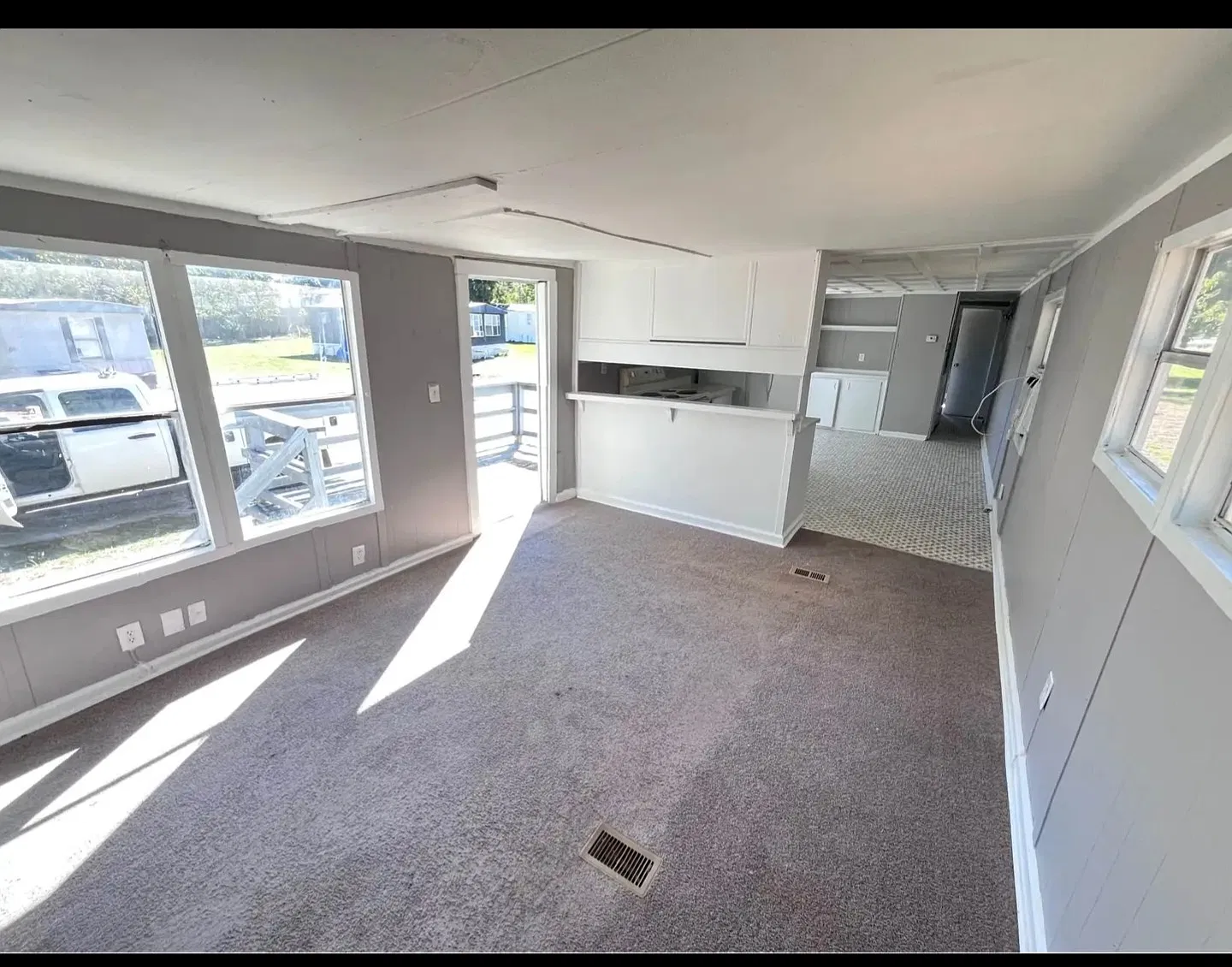 Sunnyvale Mhp - 22 — Photo 4