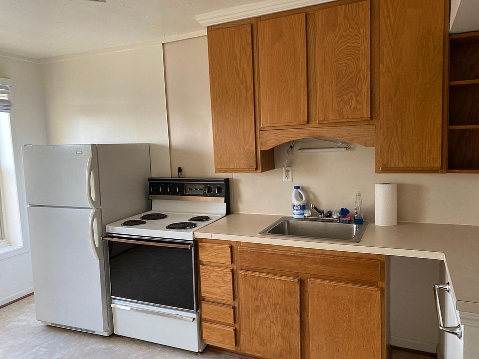 1st image of 125 E Walled Lake Dr #1