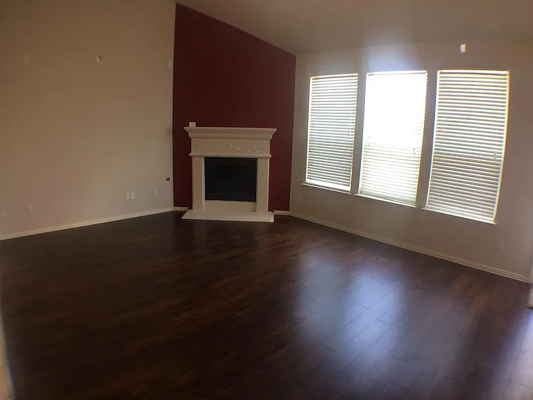 2401 Morning Dew Dr — Photo 13