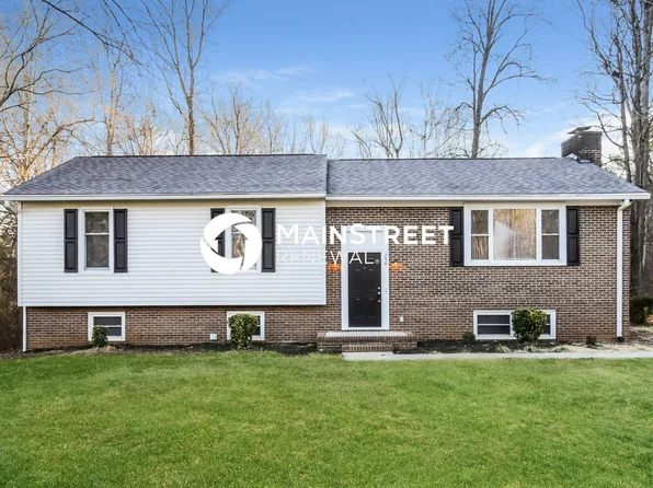 258 Shallowbrook Dr, Advance, NC 27006