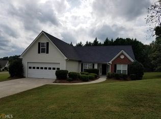 1421 Wyntercreek Dr, Hoschton, GA 30548