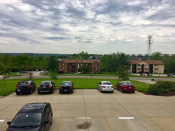 2nd image of 9511 Woodland Hills Dr #11