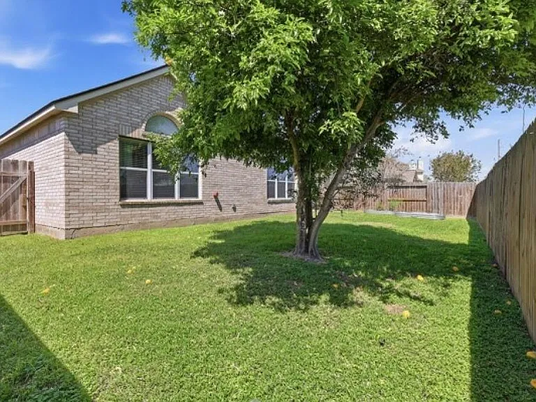2607 Sun Cove Ln — Photo 21