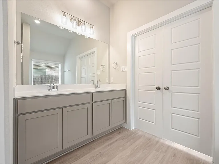 8635 Jetty Glen Dr — Photo 8