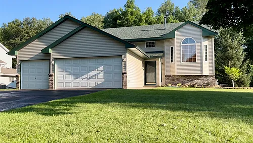 2778 90th Ln NE Photo 1