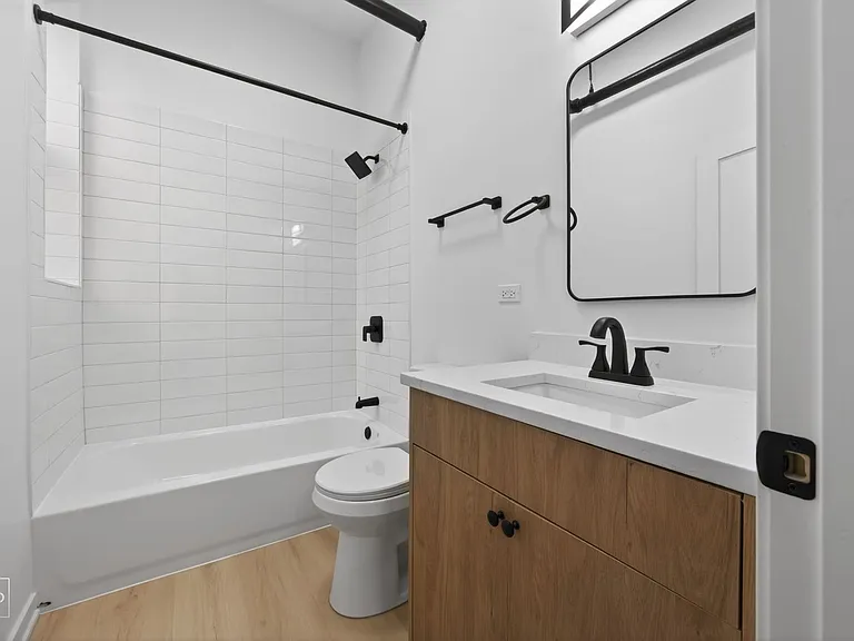 GS Arthur Flats — Photo 39