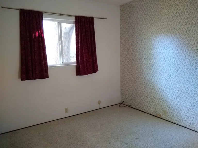 Middle bedroom as viewed from the doorway.