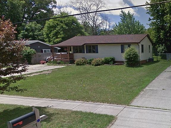 2nd image of 3715 Waldo Ave