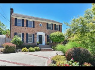 132 Long Hill Rd, Little Falls, NJ 07424