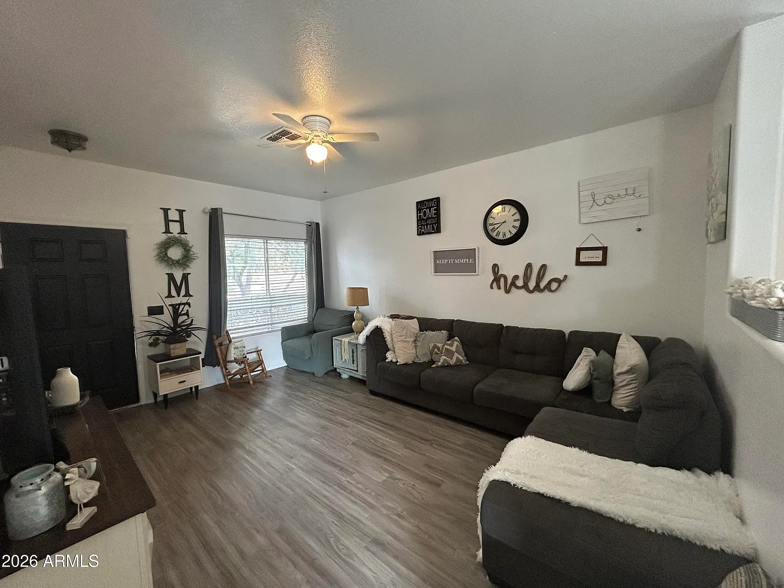 3 bed, 2.5 bath, 1297 sqft, $2,950 — Photo 2