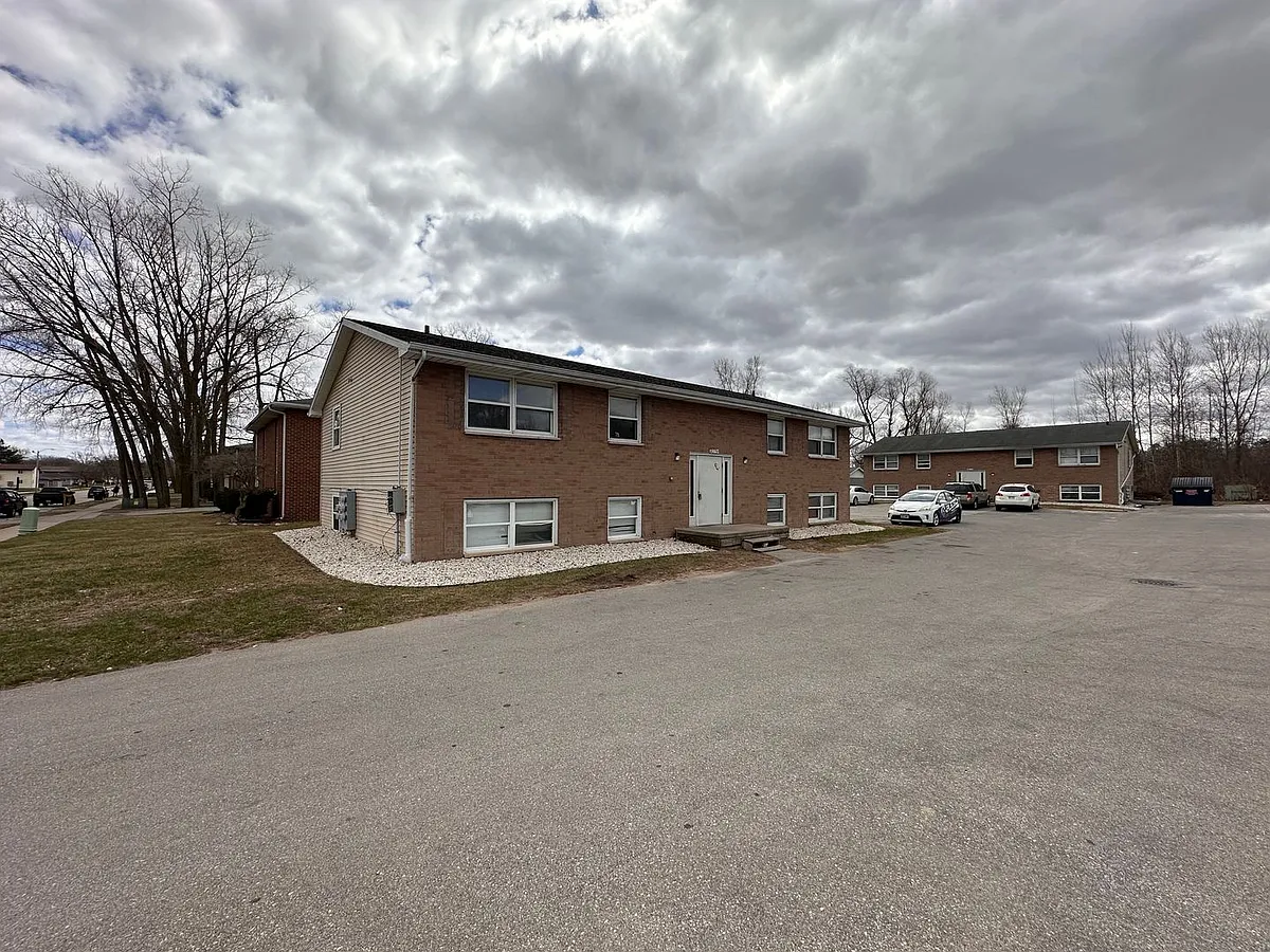 Building Photo - 2096 Imperial Ln