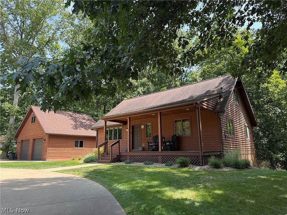 1st image of 85 Knob Ct