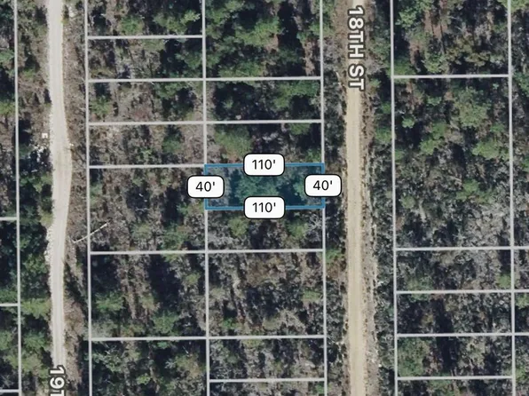 18th St #44, Interlachen, FL 32148