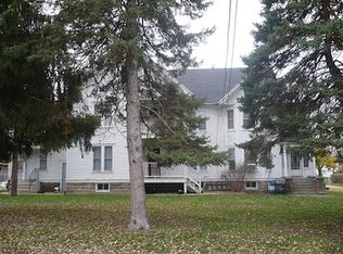 924 Shipman Pl APT B, Dekalb, IL 60115