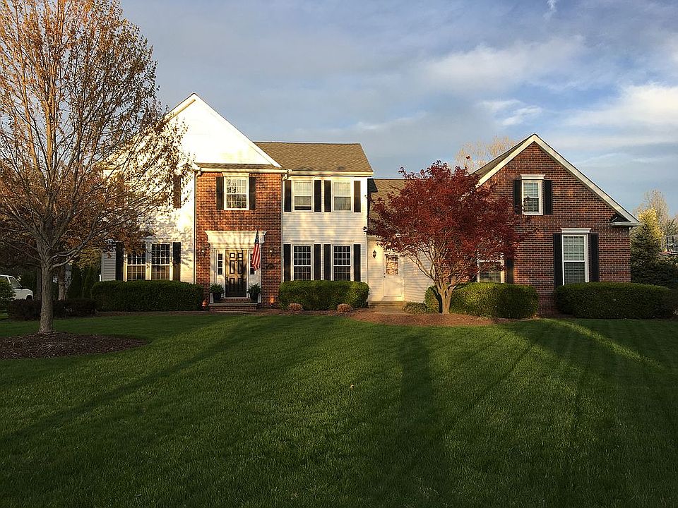 1st image of 559 Bridgeside Dr