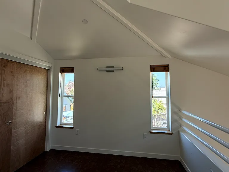 670 Branch St #B — Photo 10
