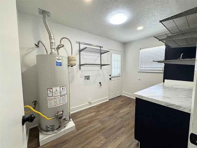547 County Road 949E — Photo 10
