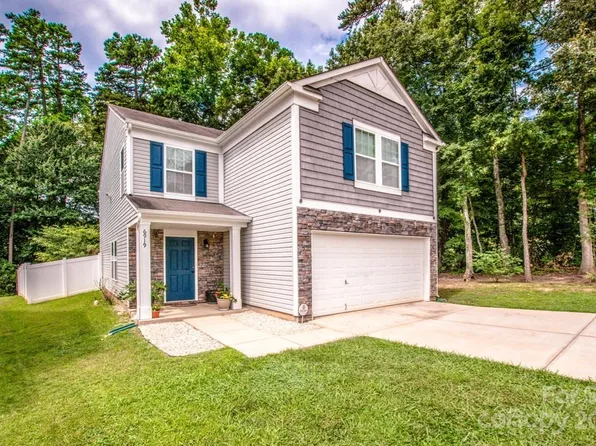 6919 Hopkins St, Charlotte, NC 28269