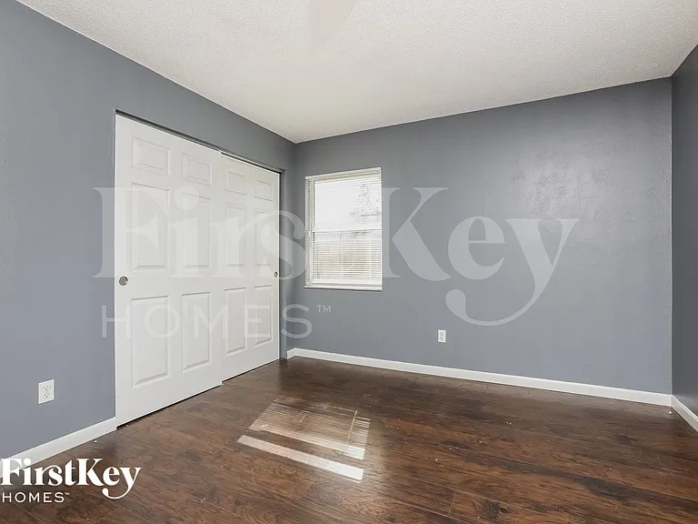 240 Donegal Ave — Photo 11