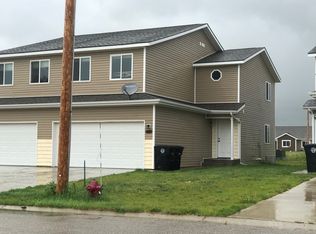112 7th St SW, Tioga, ND 58852