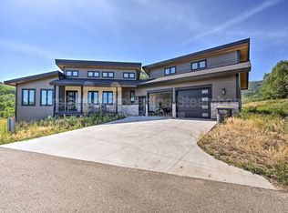 30610 Boot Ct, Oak Creek, CO 80467