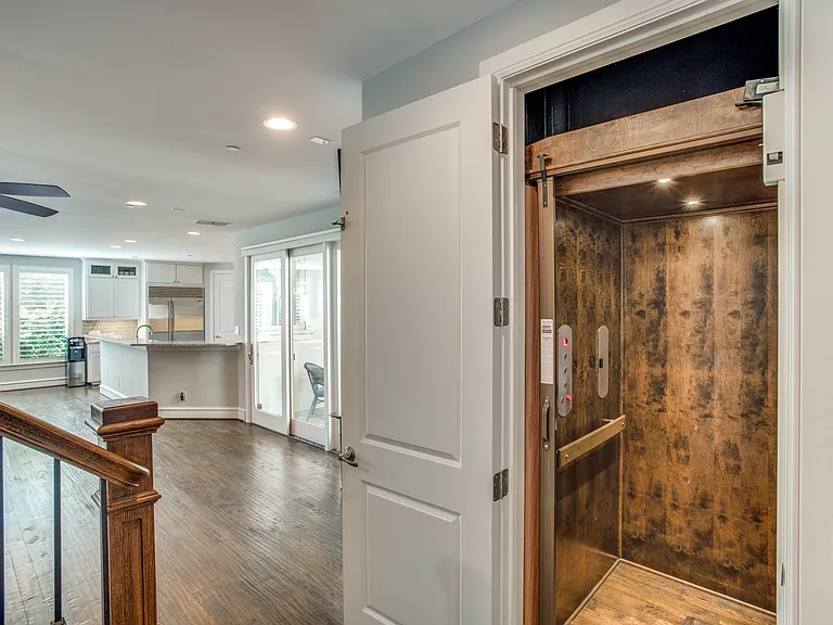 4532 Normandy Ave — Photo 3