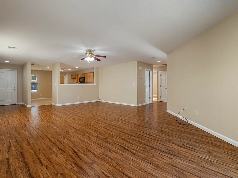 1206 Yellowhammer Dr — Photo 6