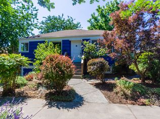 8049 Wallingford Ave N, Seattle, WA 98103