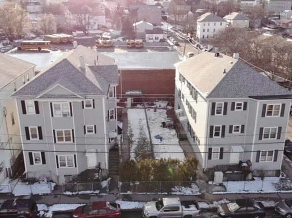 693-705 Rodman St, Fall River, MA 02721