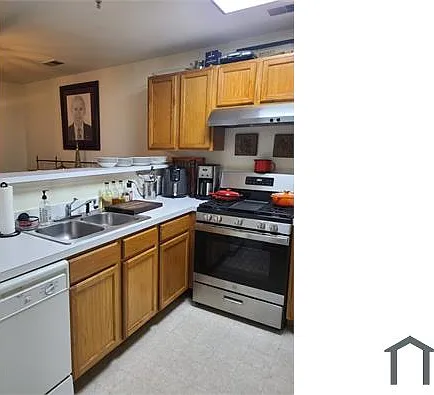 6602 Lake Park Dr #T2 — Photo 8