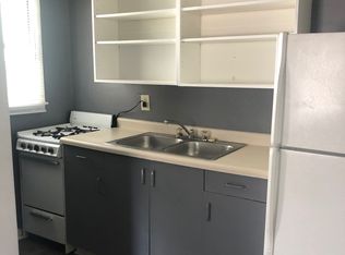 1900 Arlington Ave APT 3, Des Moines, IA 50314