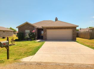 1005 Baker, Mabank, TX 75147